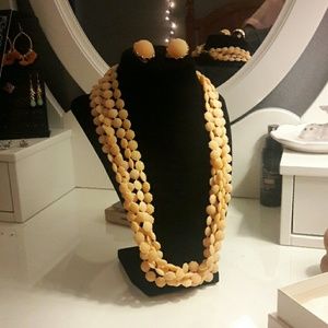 Vintage Coral Necklace & Clip on Earrings Set